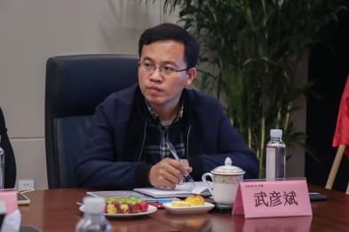 地大草榴社区
党委副书记武彦斌出席会议